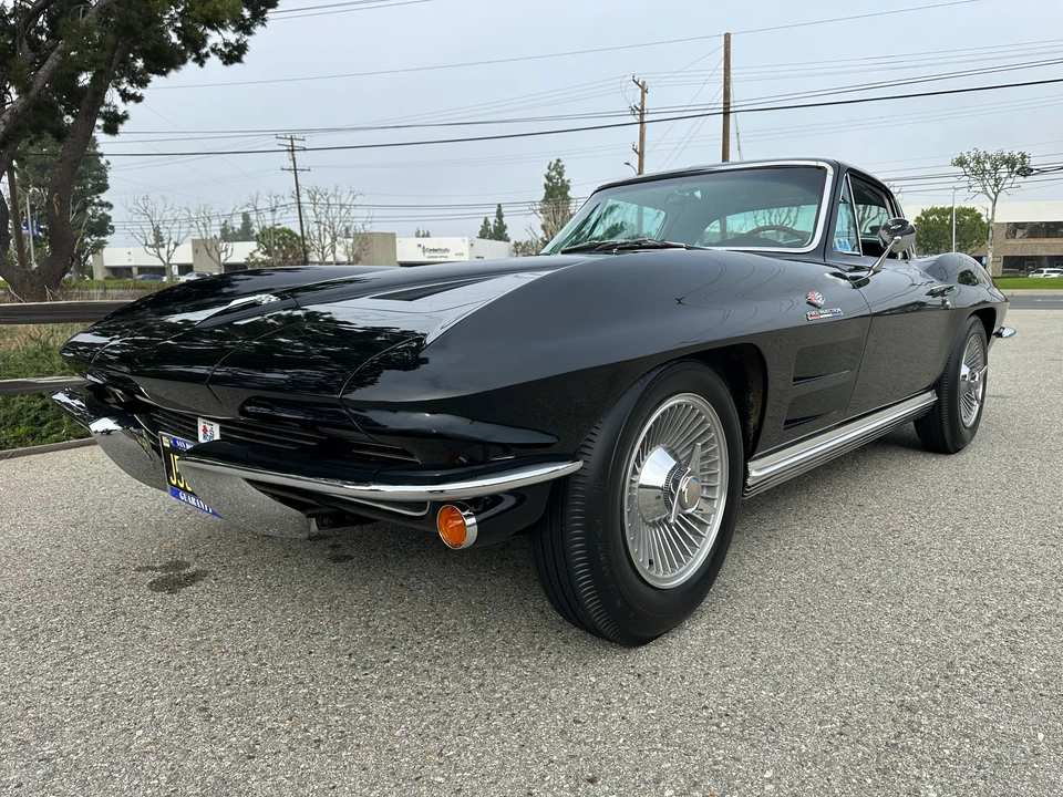 1964 Chevrolet Corvette C2 - Image 2 of 31