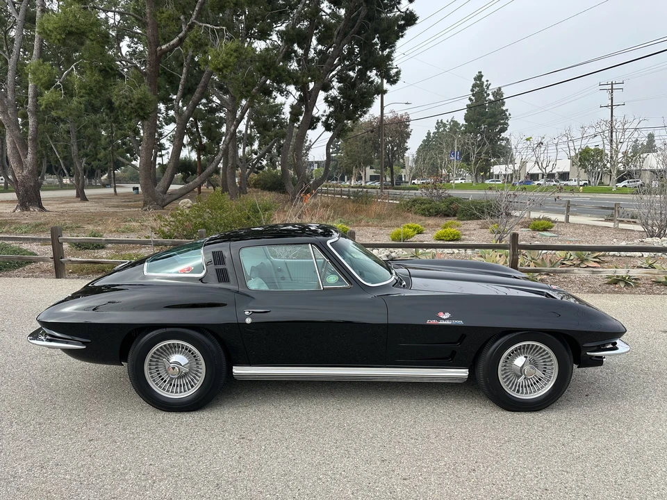 1964 Chevrolet Corvette C2 - Image 11 of 31