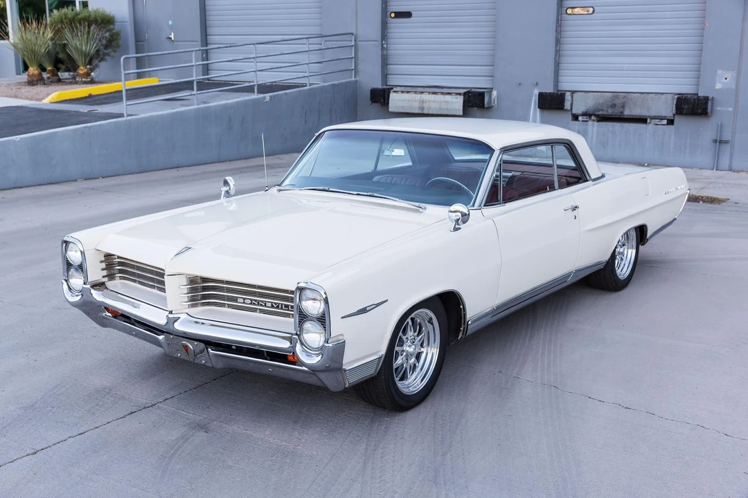 1964 Pontiac Bonneville 2nd Gen - Image 10 of 31