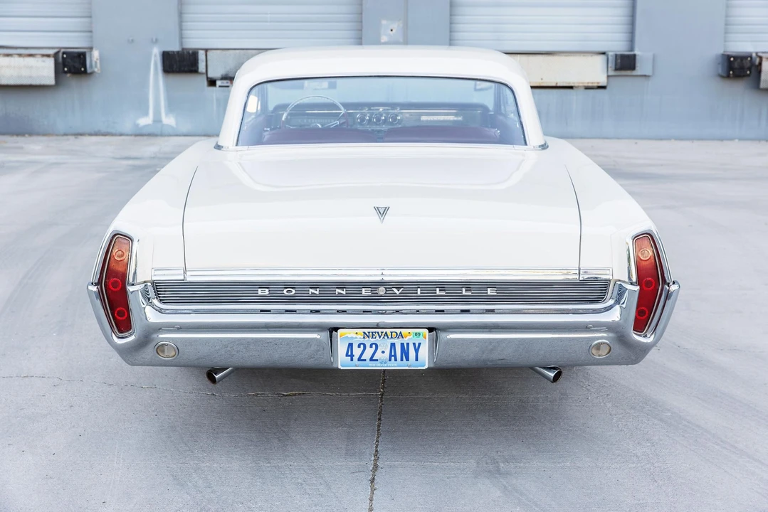 1964 Pontiac Bonneville 2nd Gen - Image 18 of 31