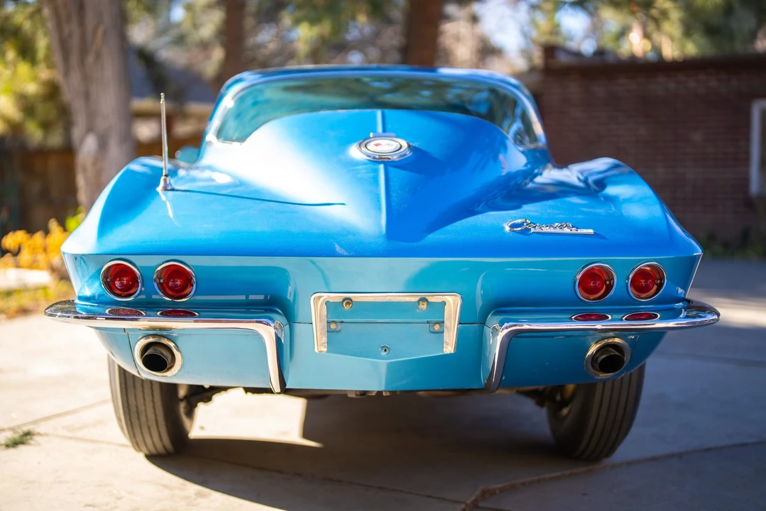 1965 Chevrolet Corvette C2 - Image 6 of 31