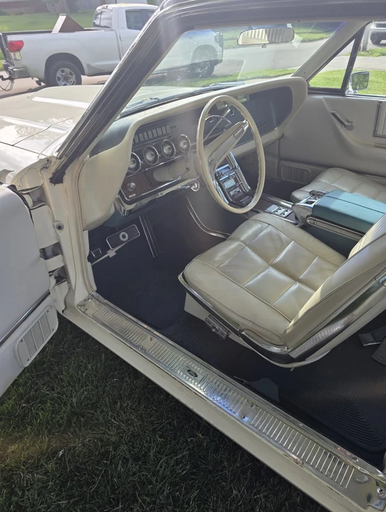 1966 Ford Thunderbird 4th Gen - Image 23 of 31