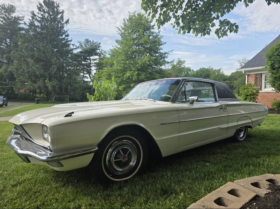 1966 Ford Thunderbird 4th Gen - Image 3 of 31