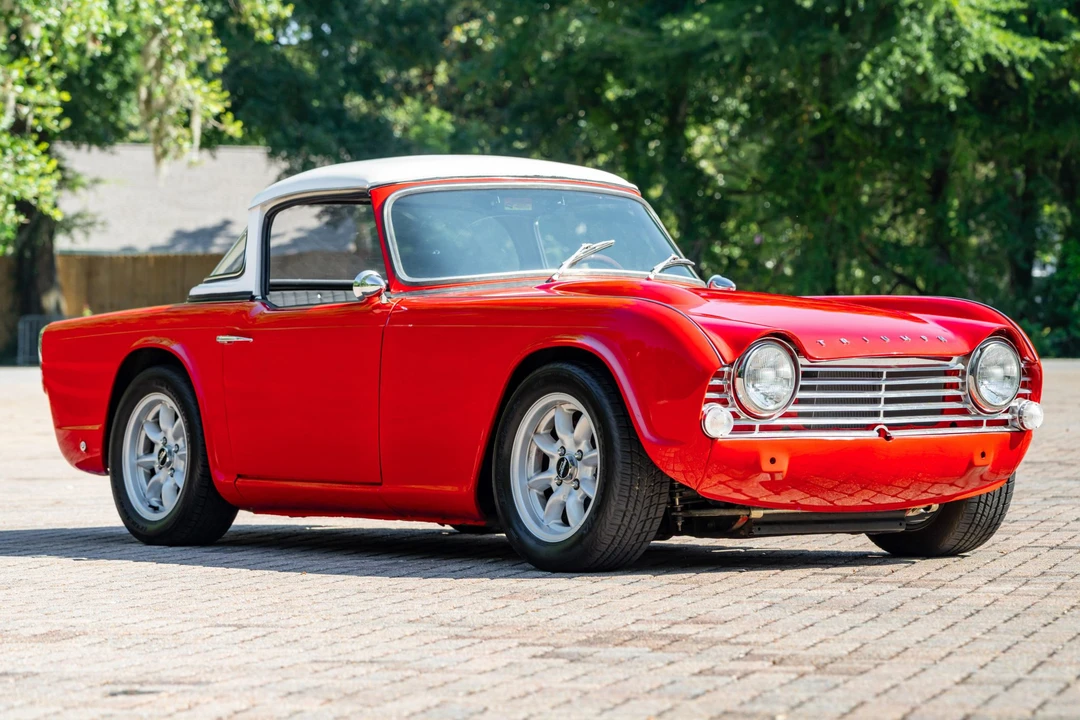 1966 Triumph TR4A - Image 4 of 31