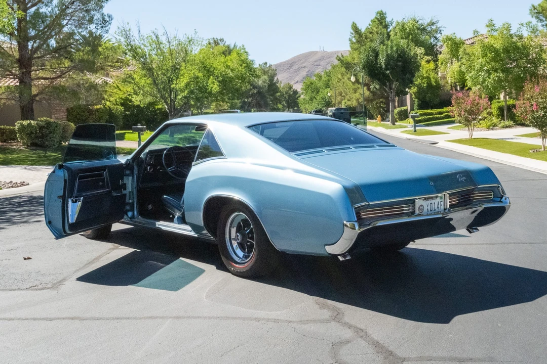 1967 Buick Riviera 2nd Gen - Image 14 of 31