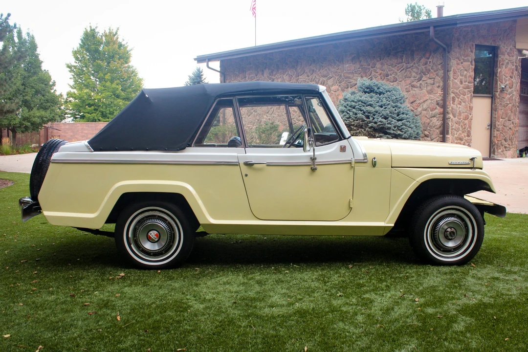 1967 Jeep Jeepster Commando - Image 16 of 31