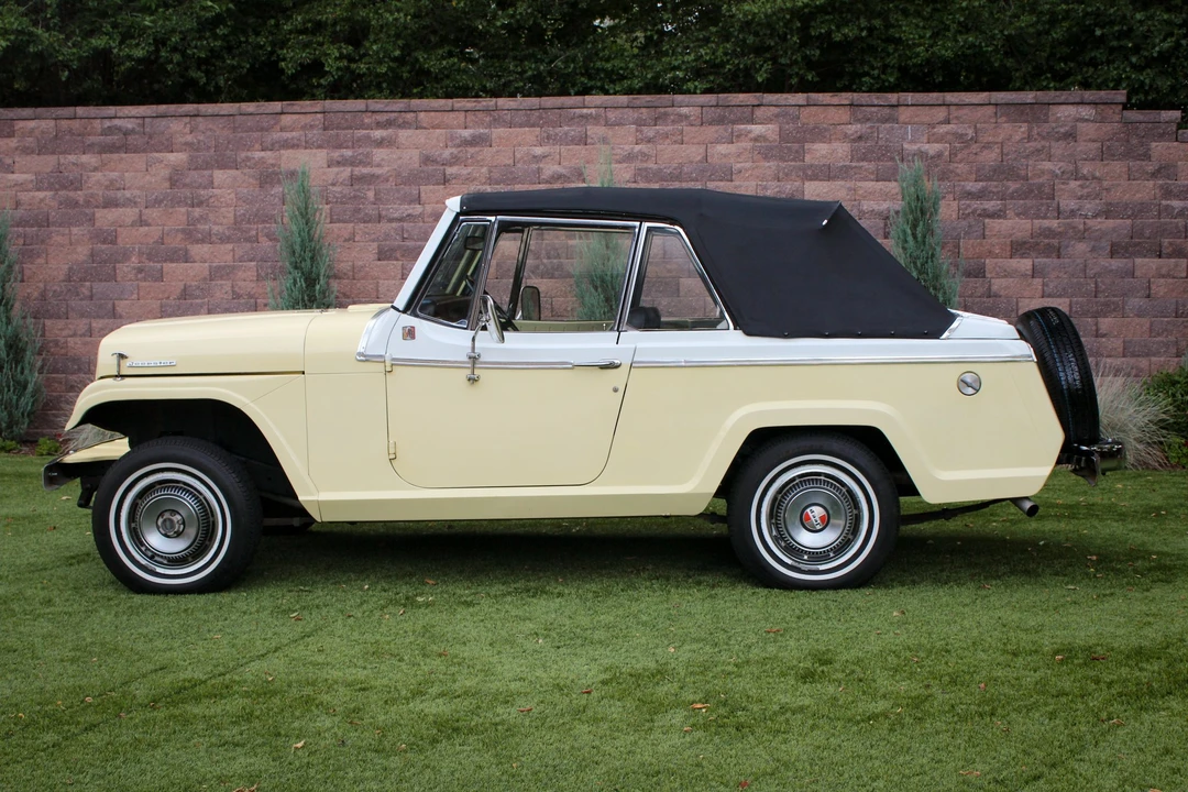 1967 Jeep Jeepster Commando - Image 20 of 31
