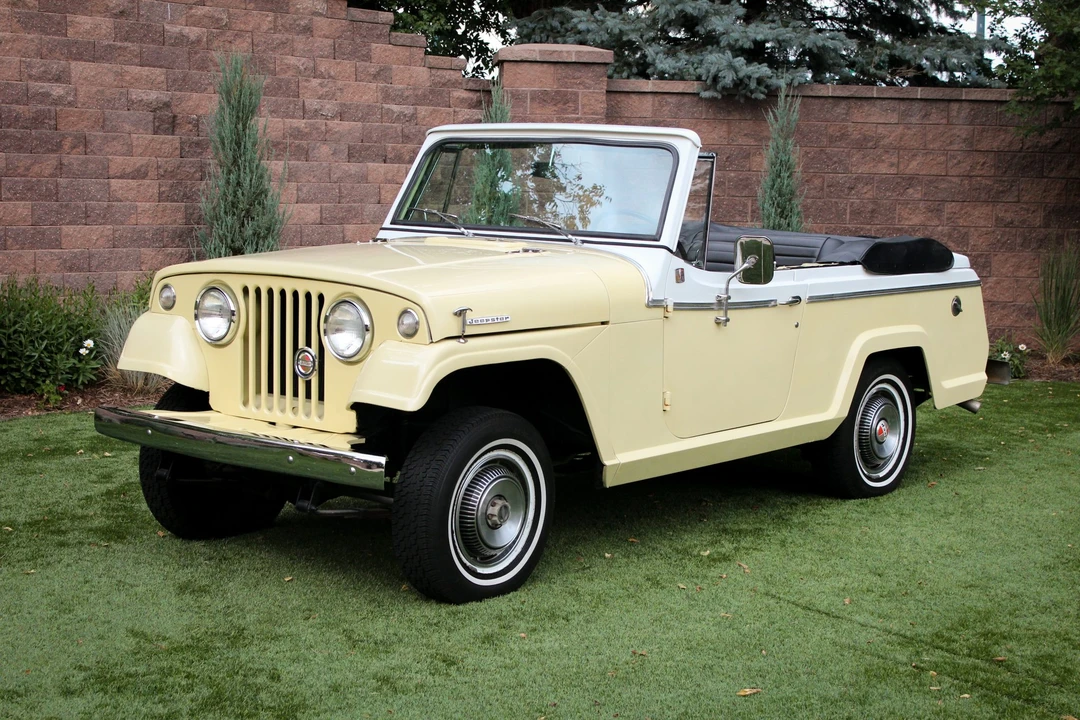 1967 Jeep Jeepster Commando - Image 3 of 31