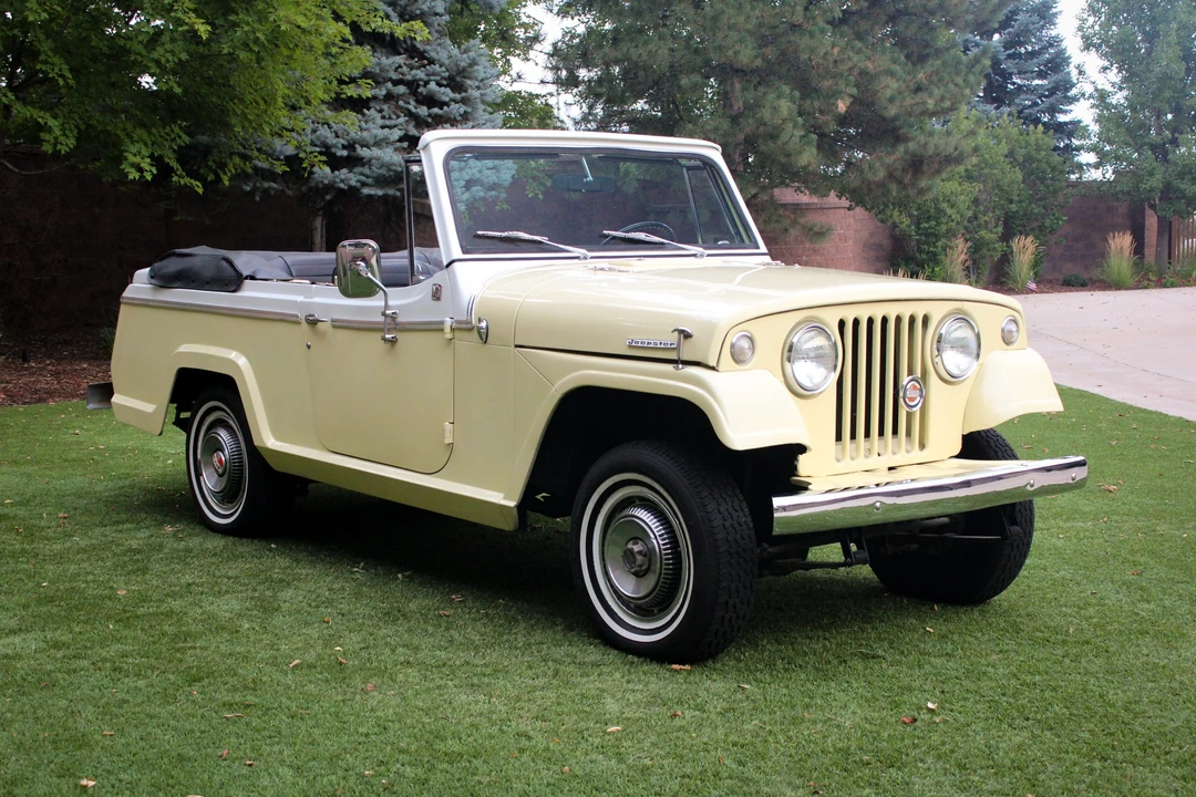 1967 Jeep Jeepster Commando - Image 6 of 31