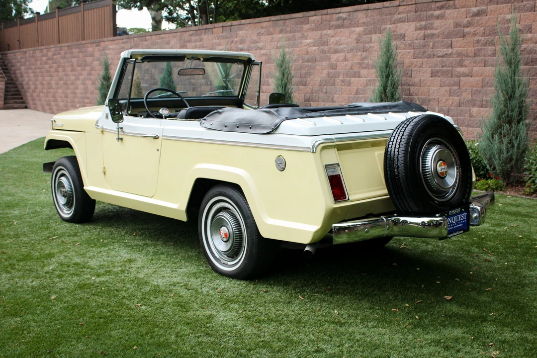 1967 Jeep Jeepster Commando - Image 9 of 31