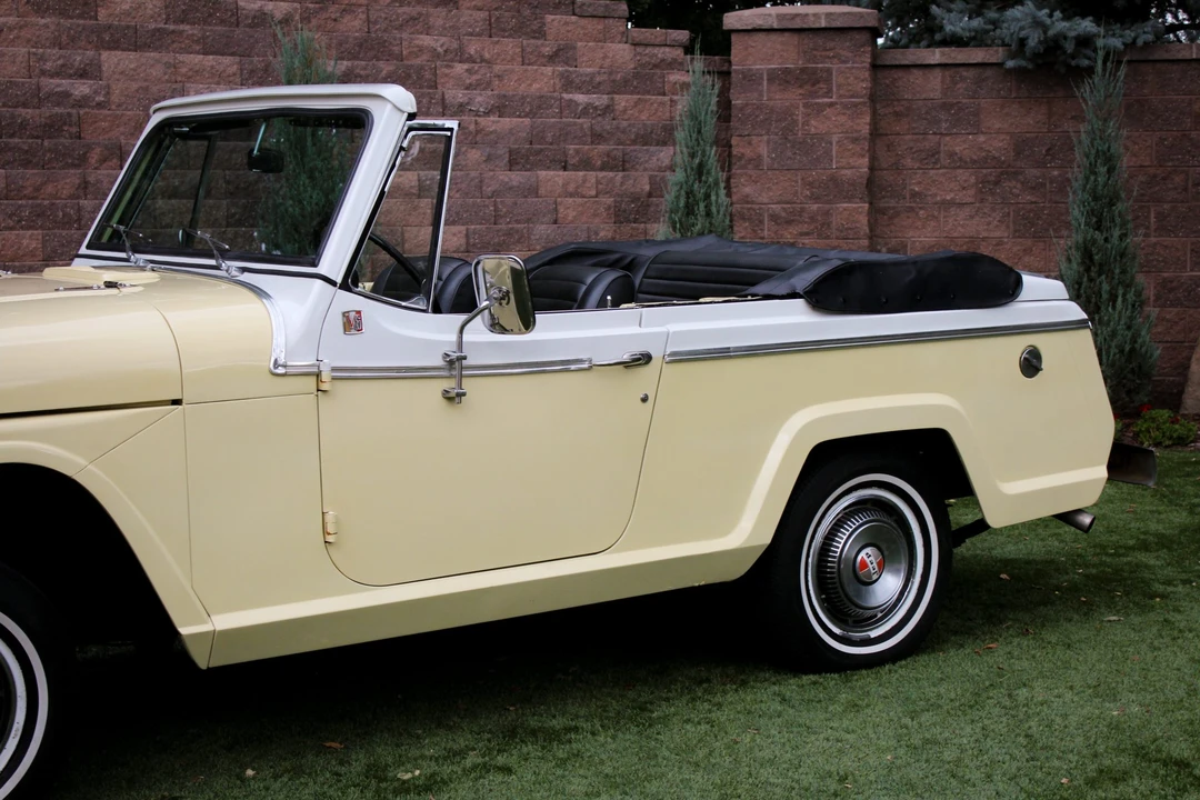 1967 Jeep Jeepster Commando - Image 21 of 31
