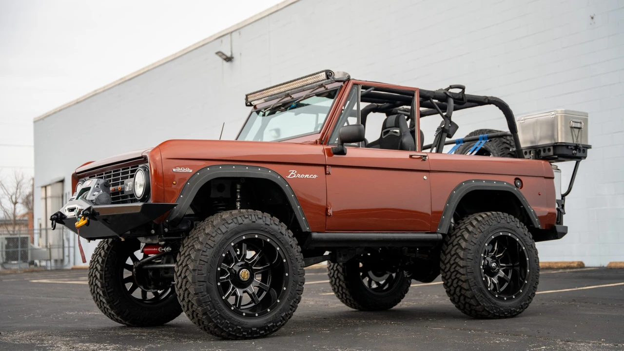 1969 Ford Bronco 1st Gen - Image 17 of 31