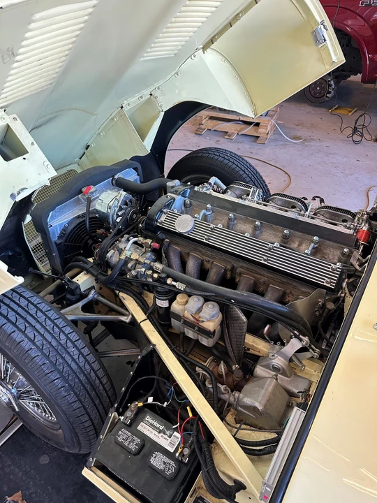 1969 Jaguar E-Type Series 2 - Image 28 of 31