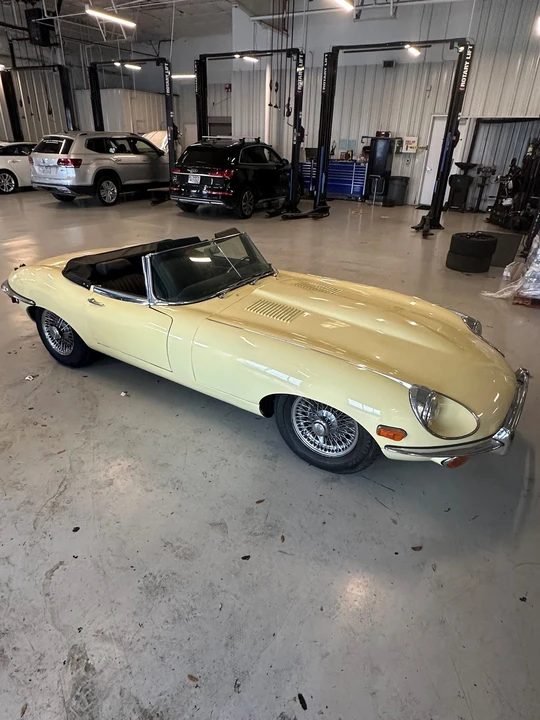 1969 Jaguar E-Type Series 2 - Image 2 of 31