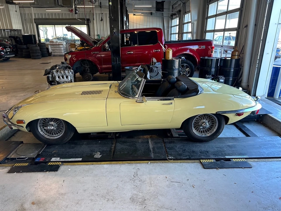 1969 Jaguar E-Type Series 2 - Image 6 of 31