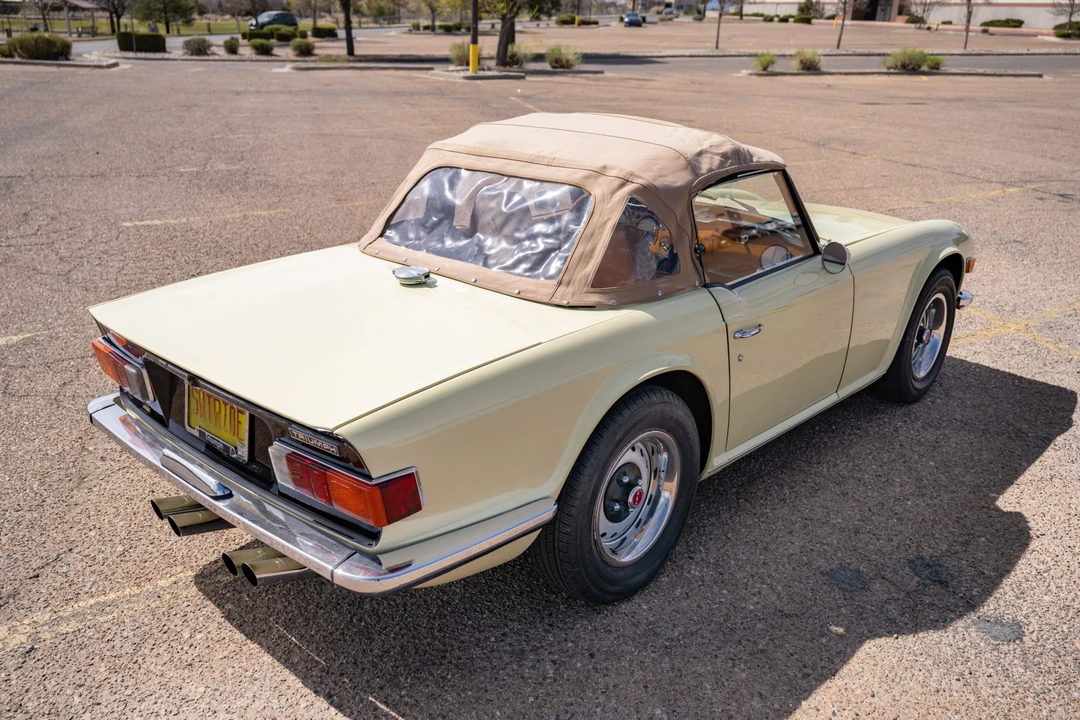 1971 Triumph TR6 CF Injected - Image 8 of 31