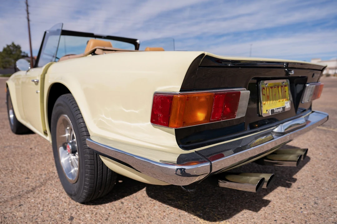 1971 Triumph TR6 CF Injected - Image 22 of 31