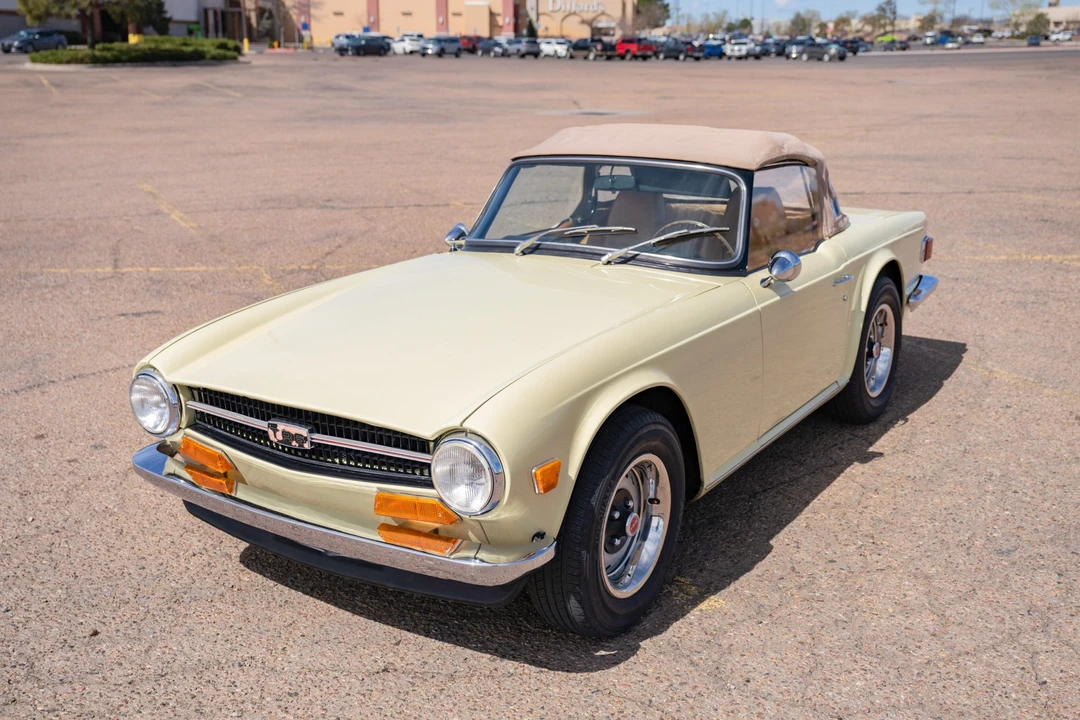1971 Triumph TR6 CF Injected - Image 4 of 31