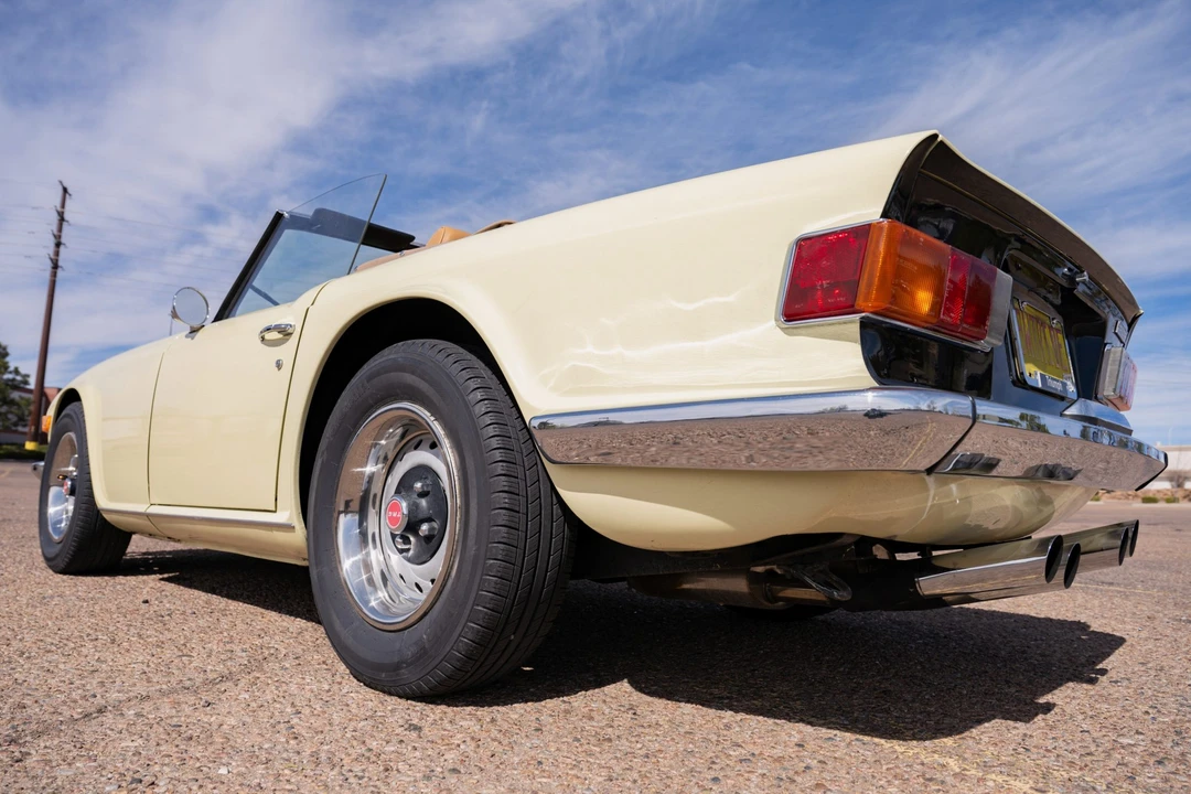 1971 Triumph TR6 CF Injected - Image 21 of 31