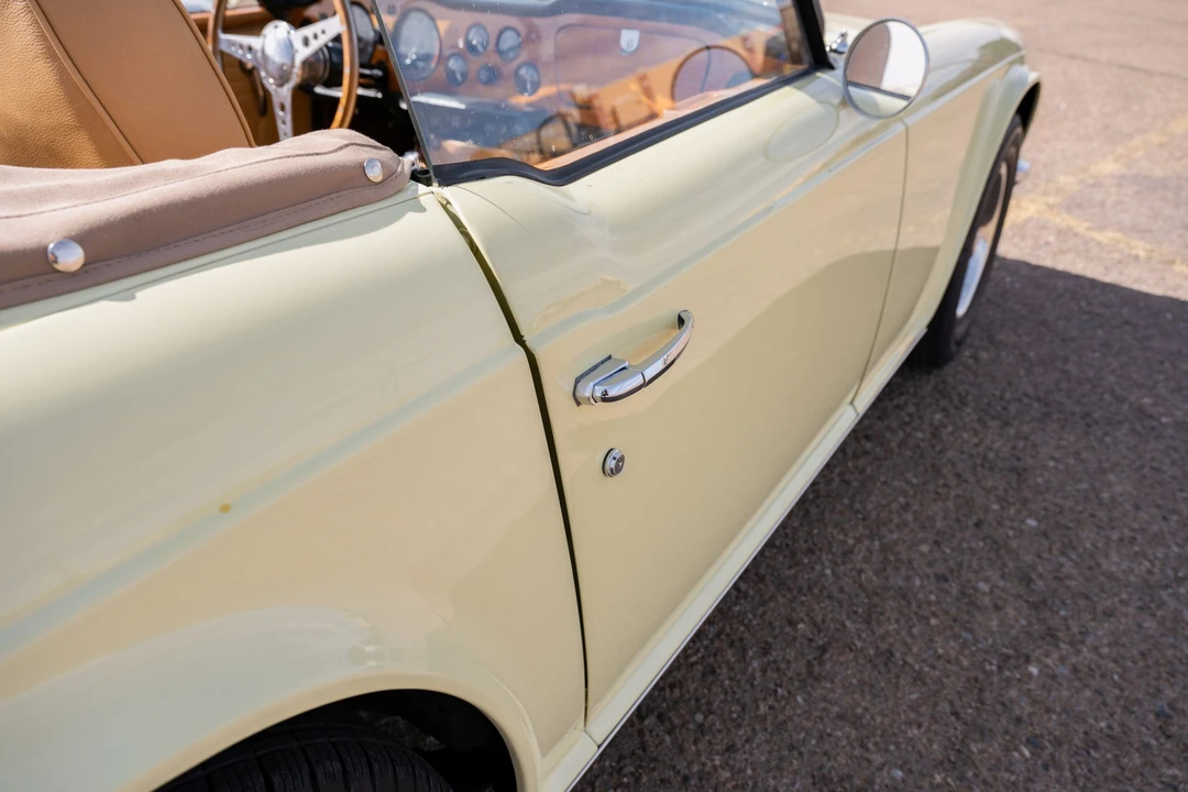 1971 Triumph TR6 CF Injected - Image 25 of 31