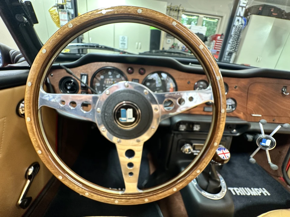 1972 Triumph TR6 CF Injected - Image 30 of 31