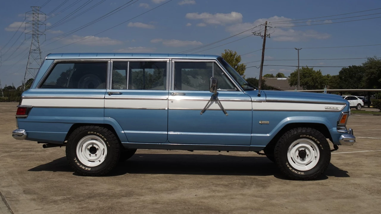 1973 Jeep SJ Wagoneer - Image 14 of 31