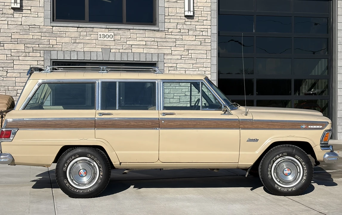 1973 Jeep SJ Wagoneer - Image 4 of 31