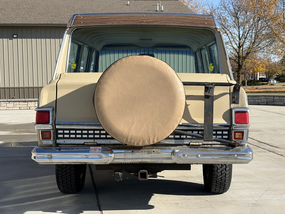 1973 Jeep SJ Wagoneer - Image 9 of 31