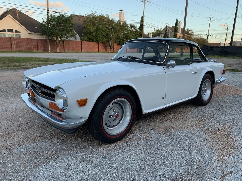 1973 Triumph TR6 CF Injected - Image 15 of 31