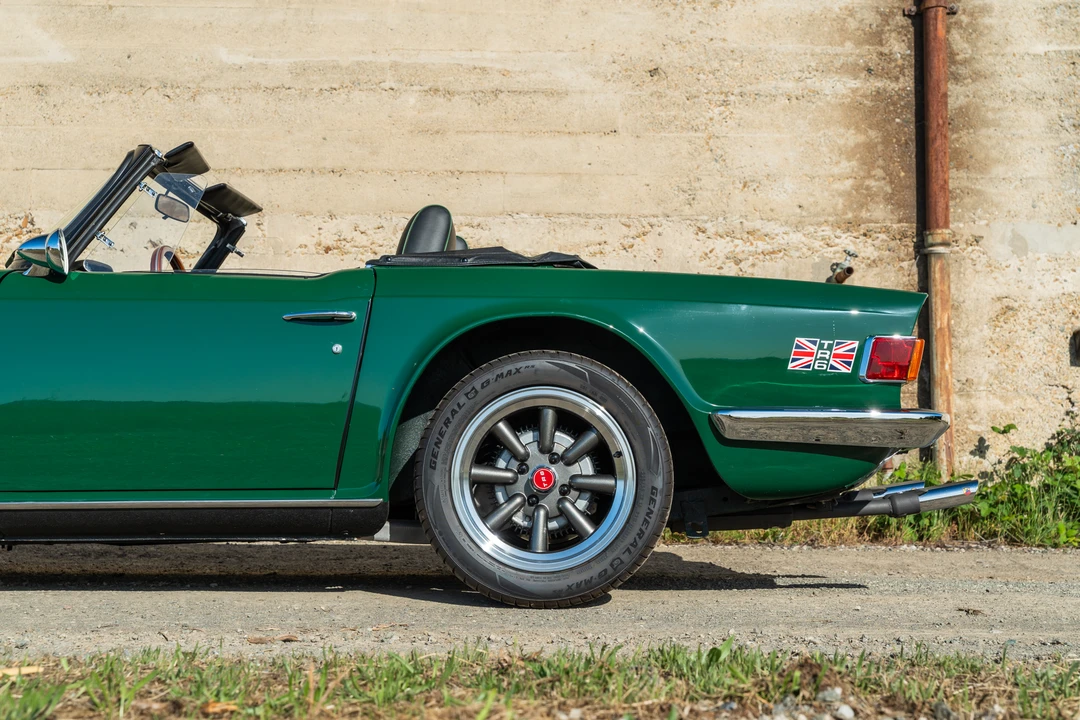 1975 Triumph TR6 CF Injected - Image 30 of 31