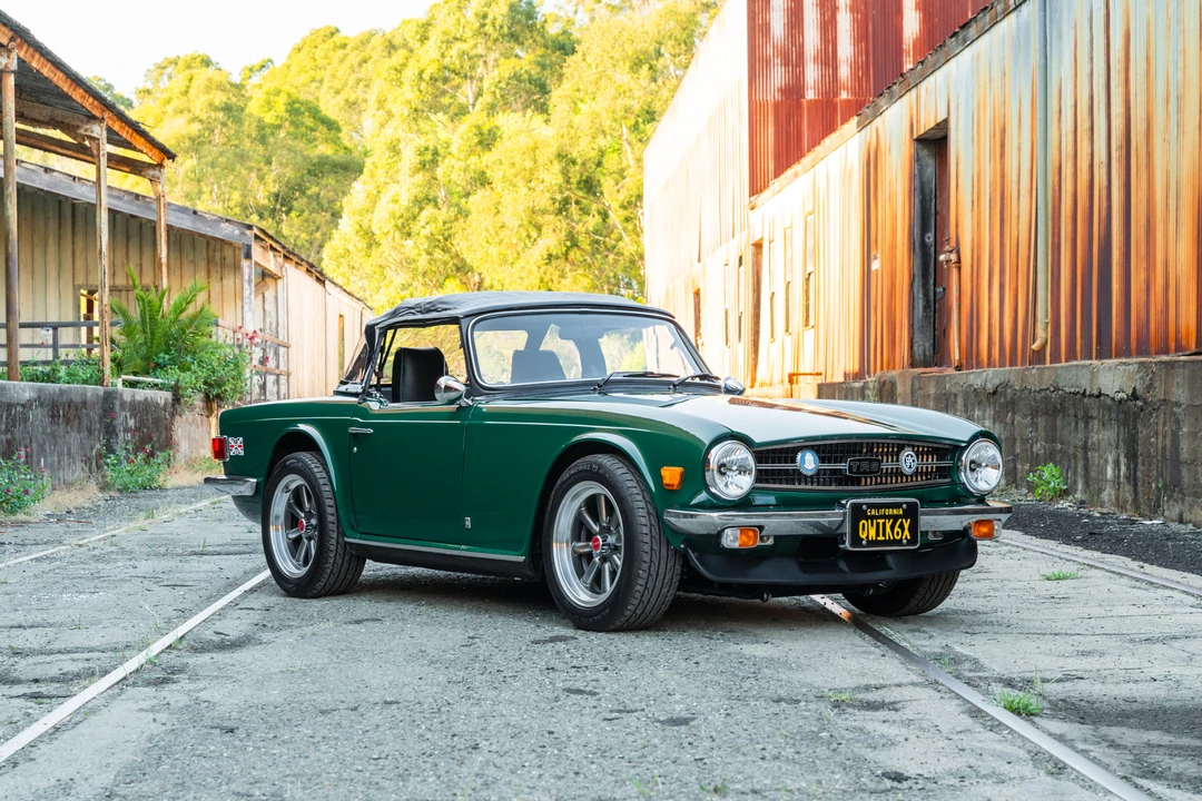 1975 Triumph TR6 CF Injected - Image 25 of 31