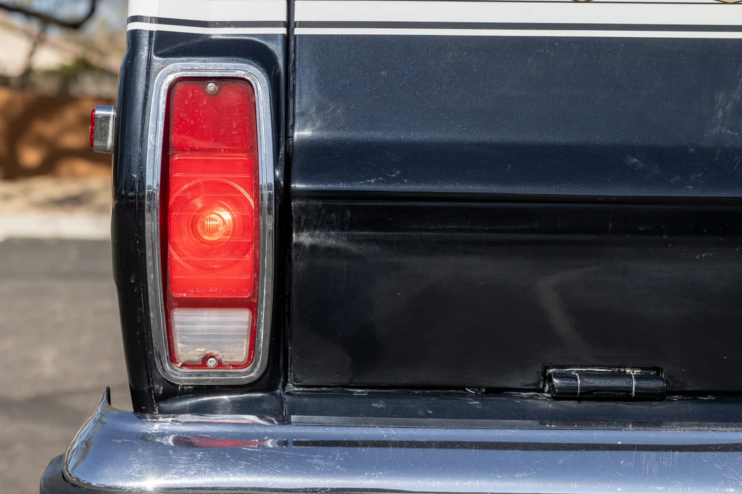 1976 Jeep SJ Cherokee - Image 15 of 31