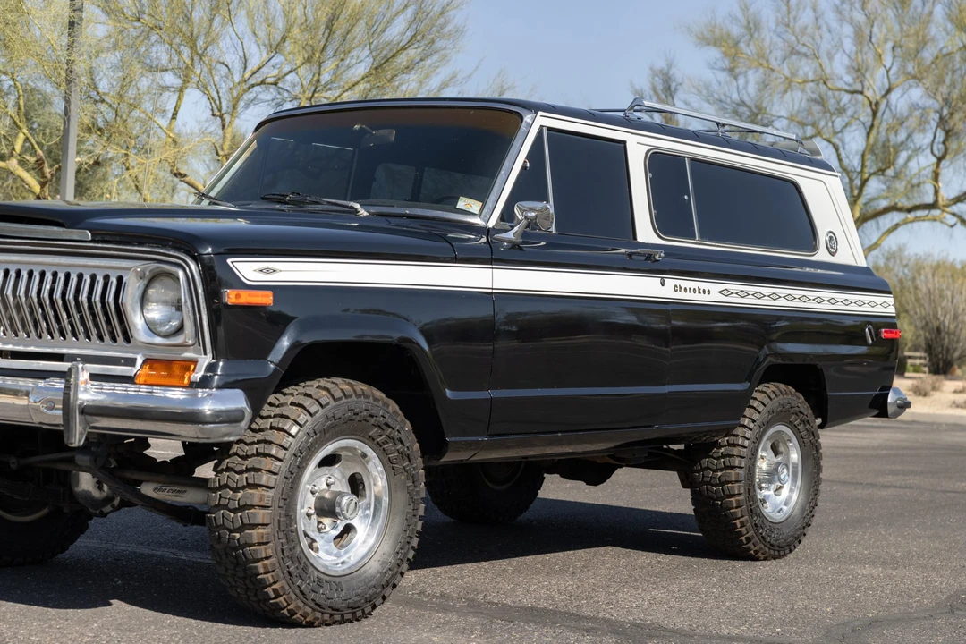 1976 Jeep SJ Cherokee - Image 10 of 31