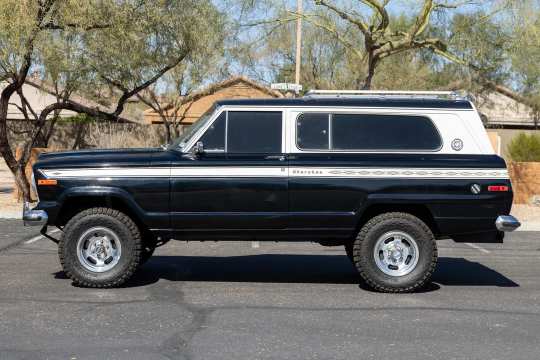 1976 Jeep SJ Cherokee - Image 8 of 31