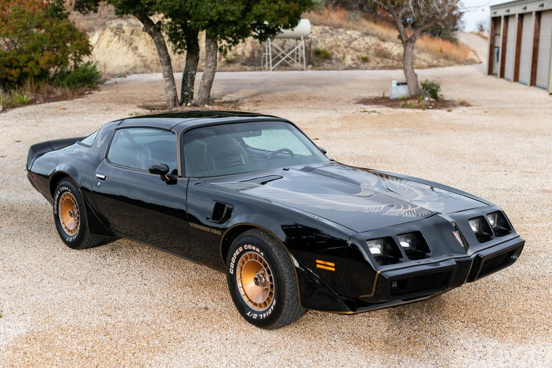 1981 Pontiac Firebird Trans Am 2nd Gen - Image 2 of 31