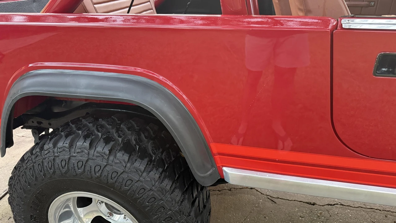 1982 Jeep CJ8 Scrambler - Image 25 of 31