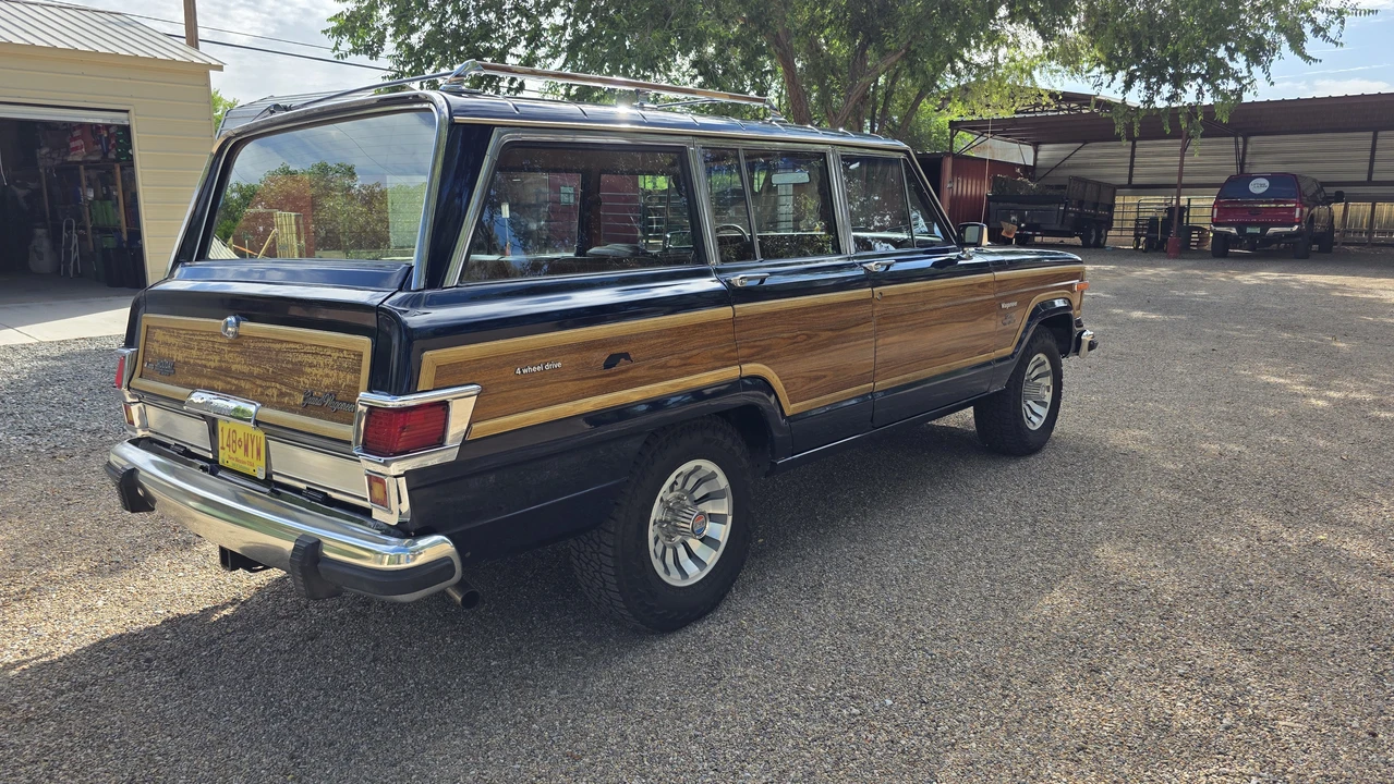 1983 Jeep SJ Wagoneer - Image 6 of 31