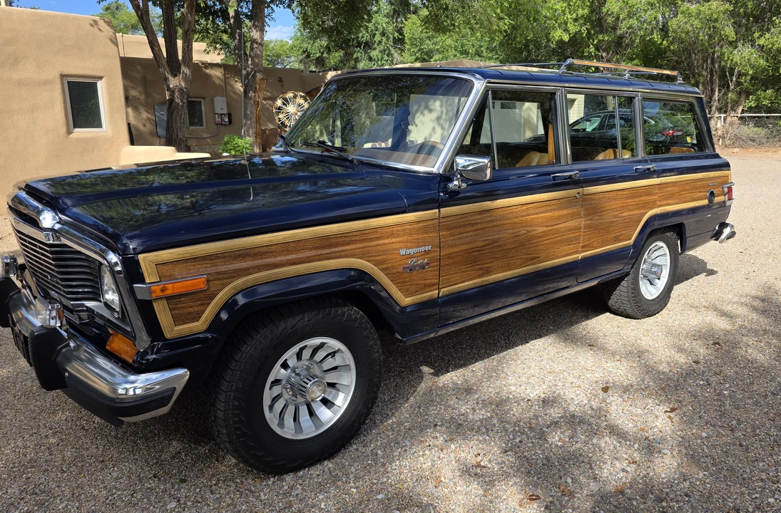 1983 Jeep SJ Wagoneer - Image 12 of 31