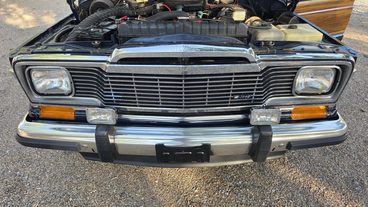 1983 Jeep SJ Wagoneer - Image 13 of 31