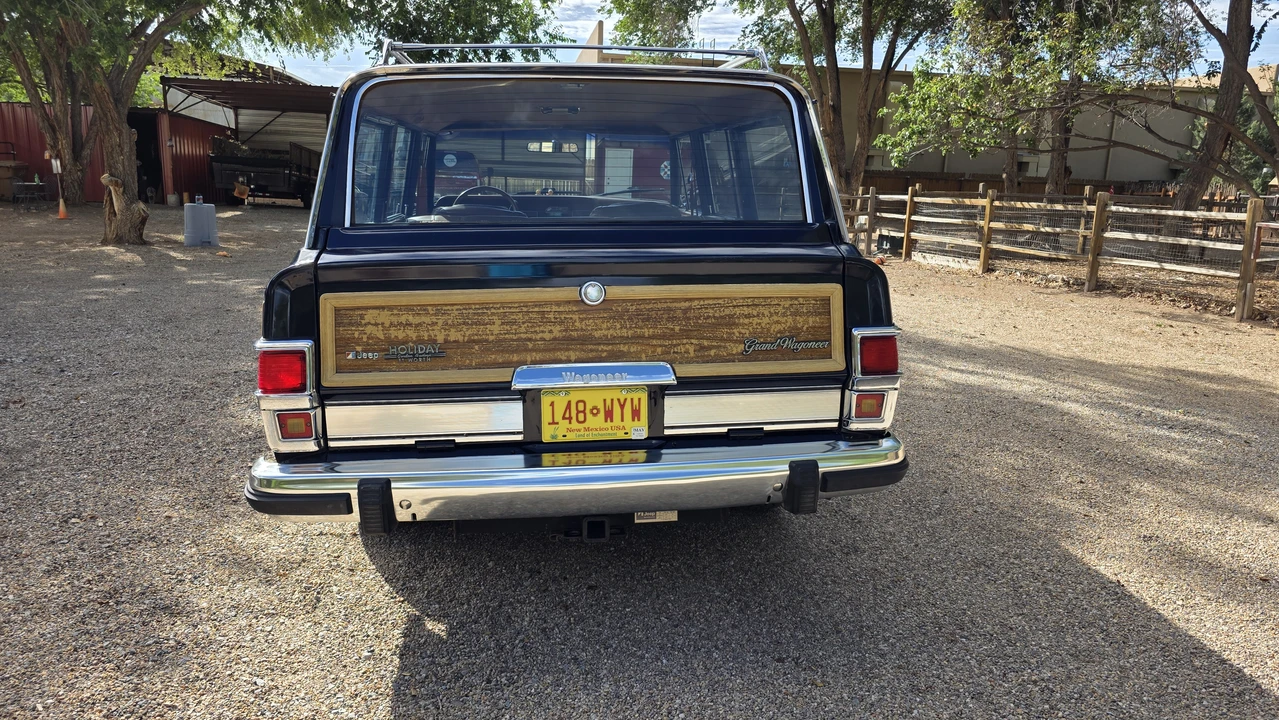1983 Jeep SJ Wagoneer - Image 8 of 31