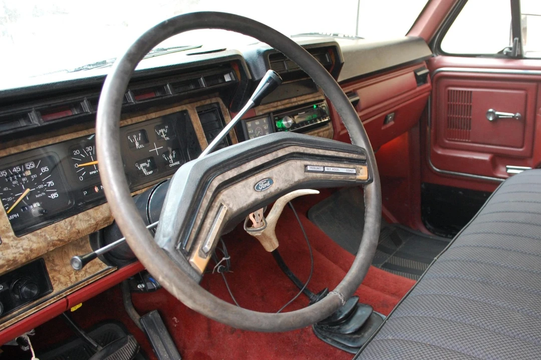 1986 Ford F-Series 7th Gen - Image 5 of 8
