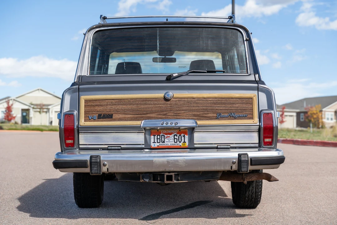 1991 Jeep SJ Grand Wagoneer - Image 5 of 31