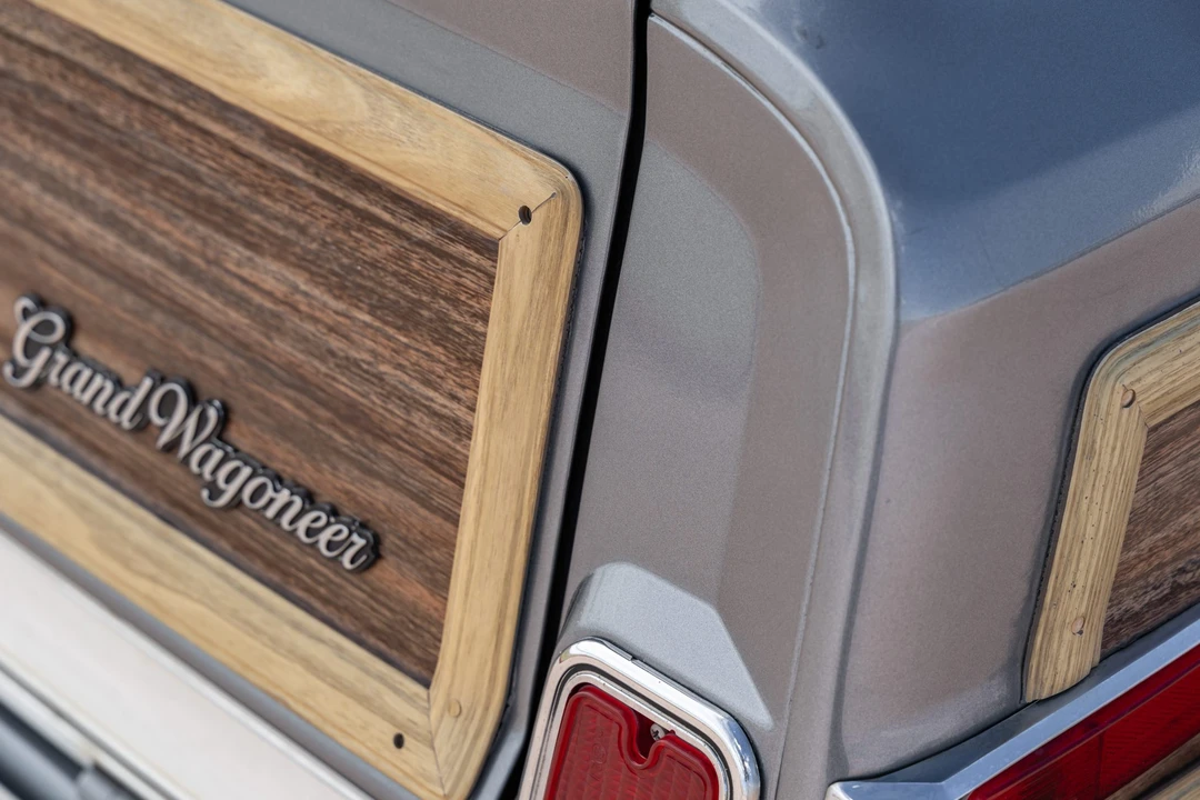 1991 Jeep SJ Grand Wagoneer - Image 27 of 31