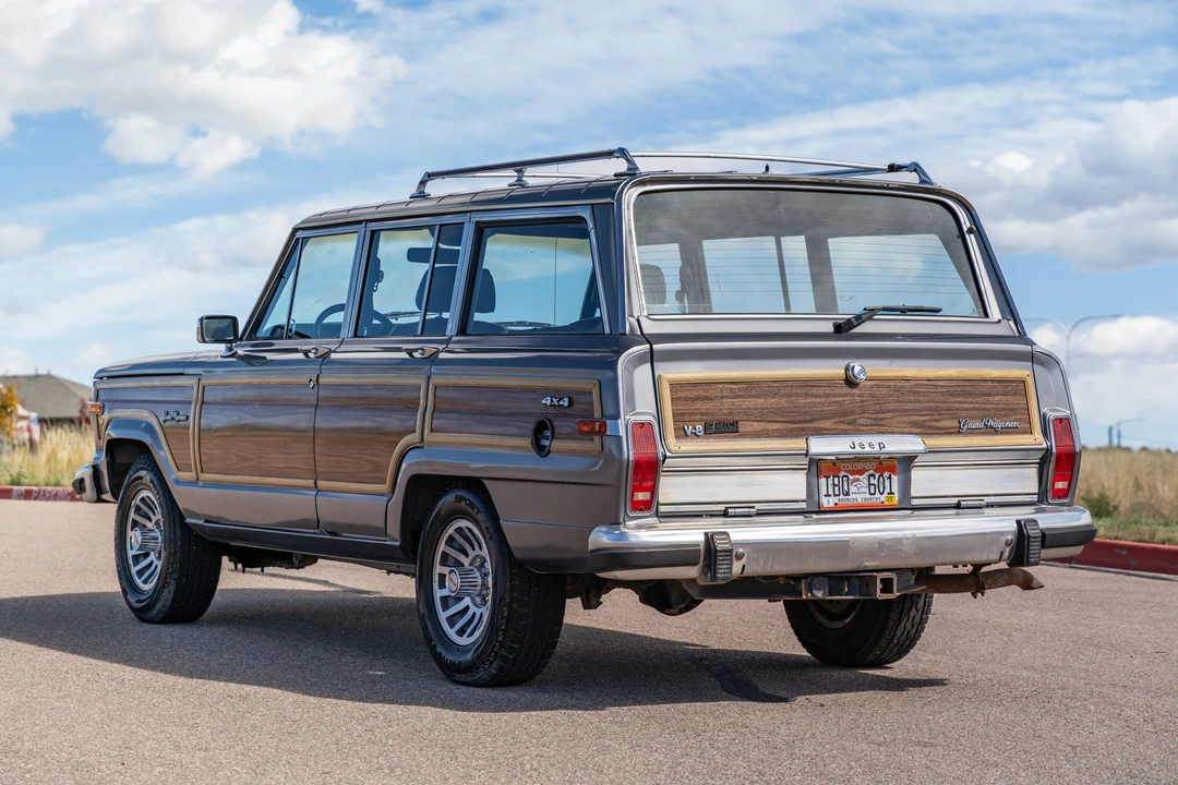 1991 Jeep SJ Grand Wagoneer - Image 6 of 31