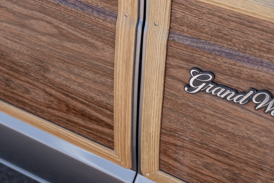 1991 Jeep SJ Grand Wagoneer - Image 29 of 31