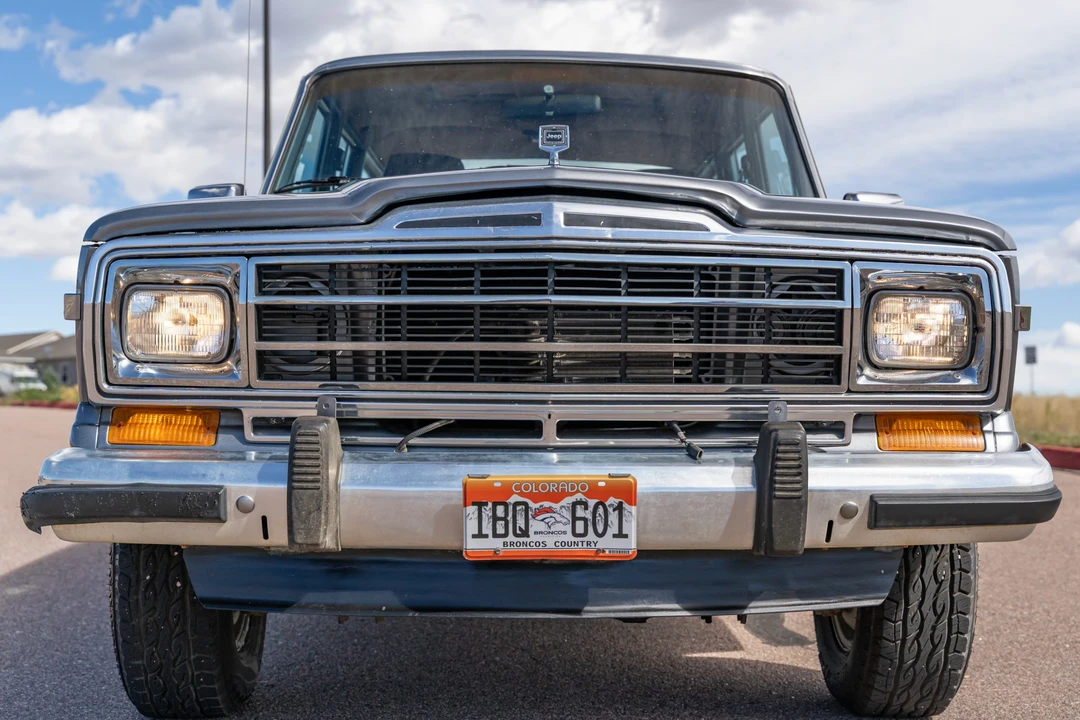 1991 Jeep SJ Grand Wagoneer - Image 14 of 31