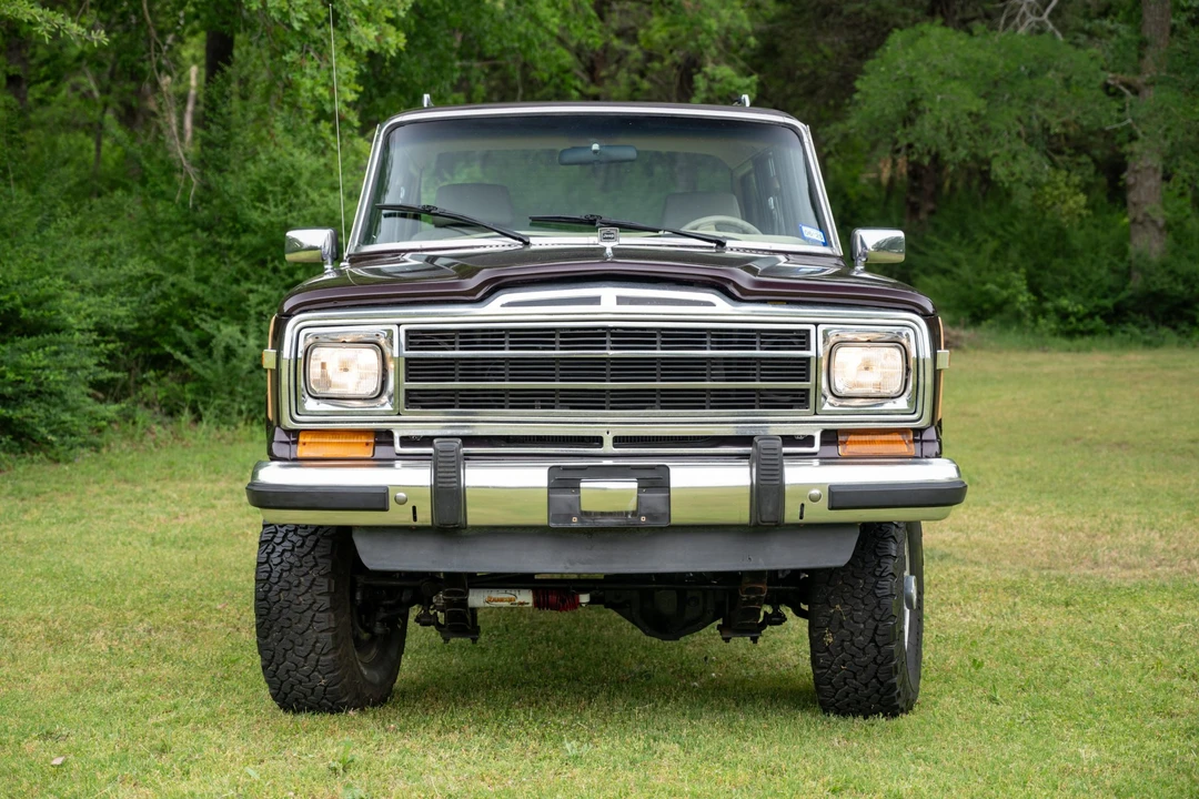 1991 Jeep SJ Grand Wagoneer - Image 12 of 31