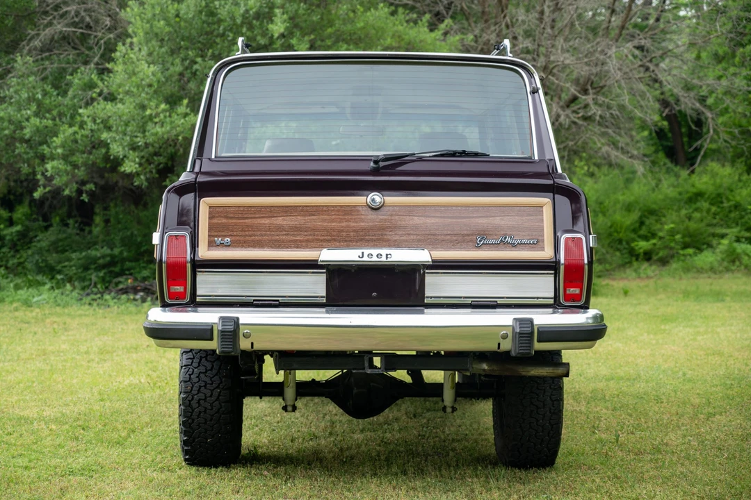 1991 Jeep SJ Grand Wagoneer - Image 6 of 31