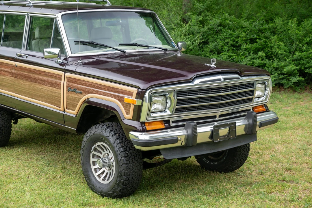 1991 Jeep SJ Grand Wagoneer - Image 20 of 31