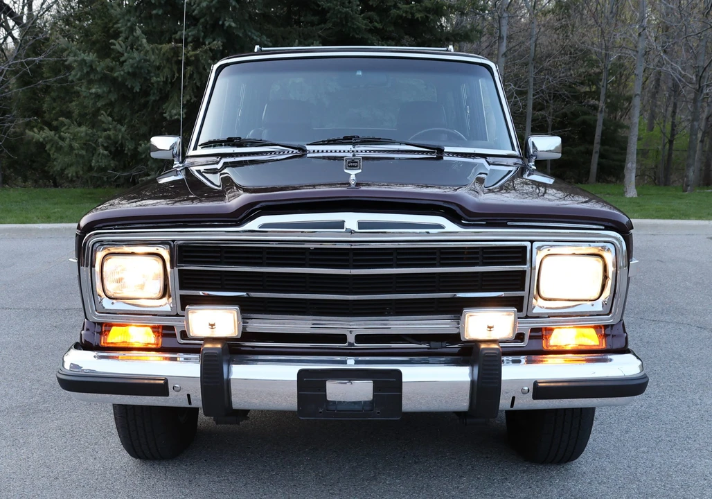 1991 Jeep SJ Grand Wagoneer - Image 7 of 31